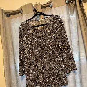 Black and white blouse